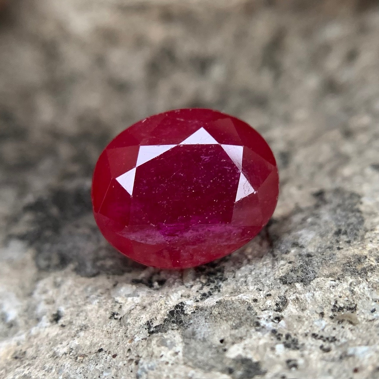 Natural Ruby - 13.25 Carats/14.69 Ratti