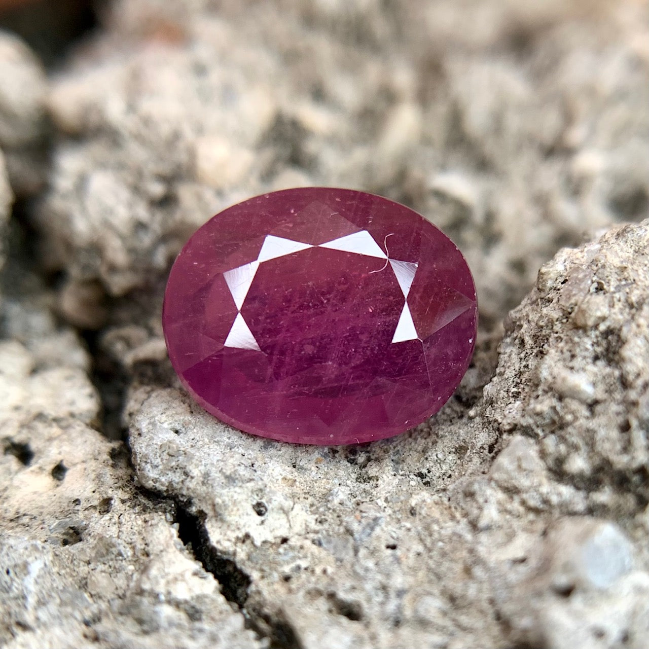 Natural Ruby - 6.50 Carats/7.22 Ratti