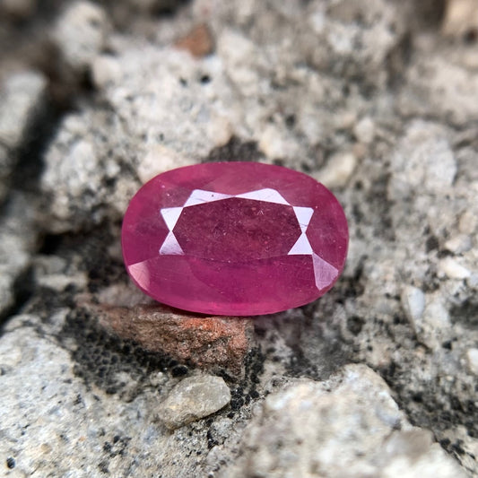 Natural Ruby - 5.85 Carats/6.50 Ratti