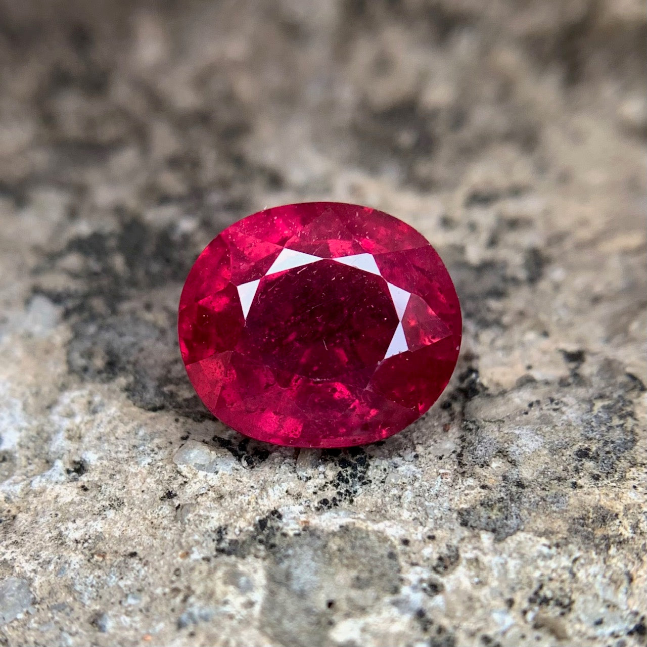 Natural Ruby - 7.20 Carats/8.00 Ratti