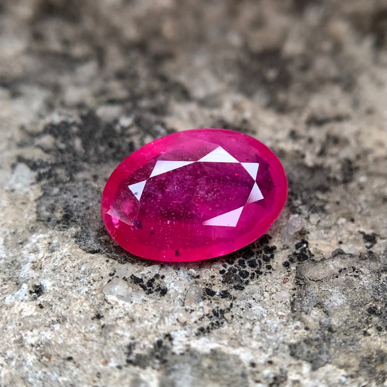 Natural Ruby - 3.55 Carats/3.94 Ratti