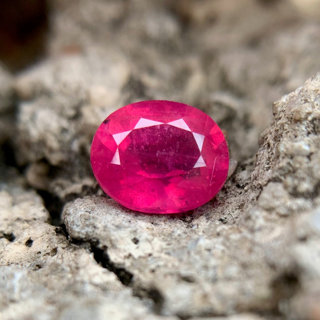 Natural Ruby - 4.25 Carats/4.69 Ratti