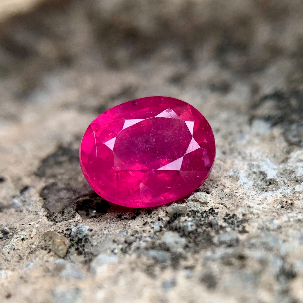 Natural Ruby - 4.25 Carats/4.69 Ratti