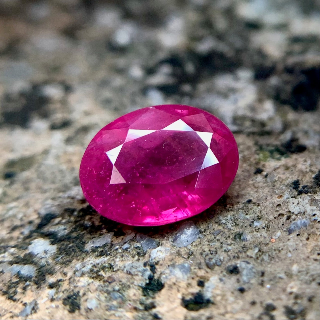 Natural Ruby - 3.95 Carats/4.38 Ratti