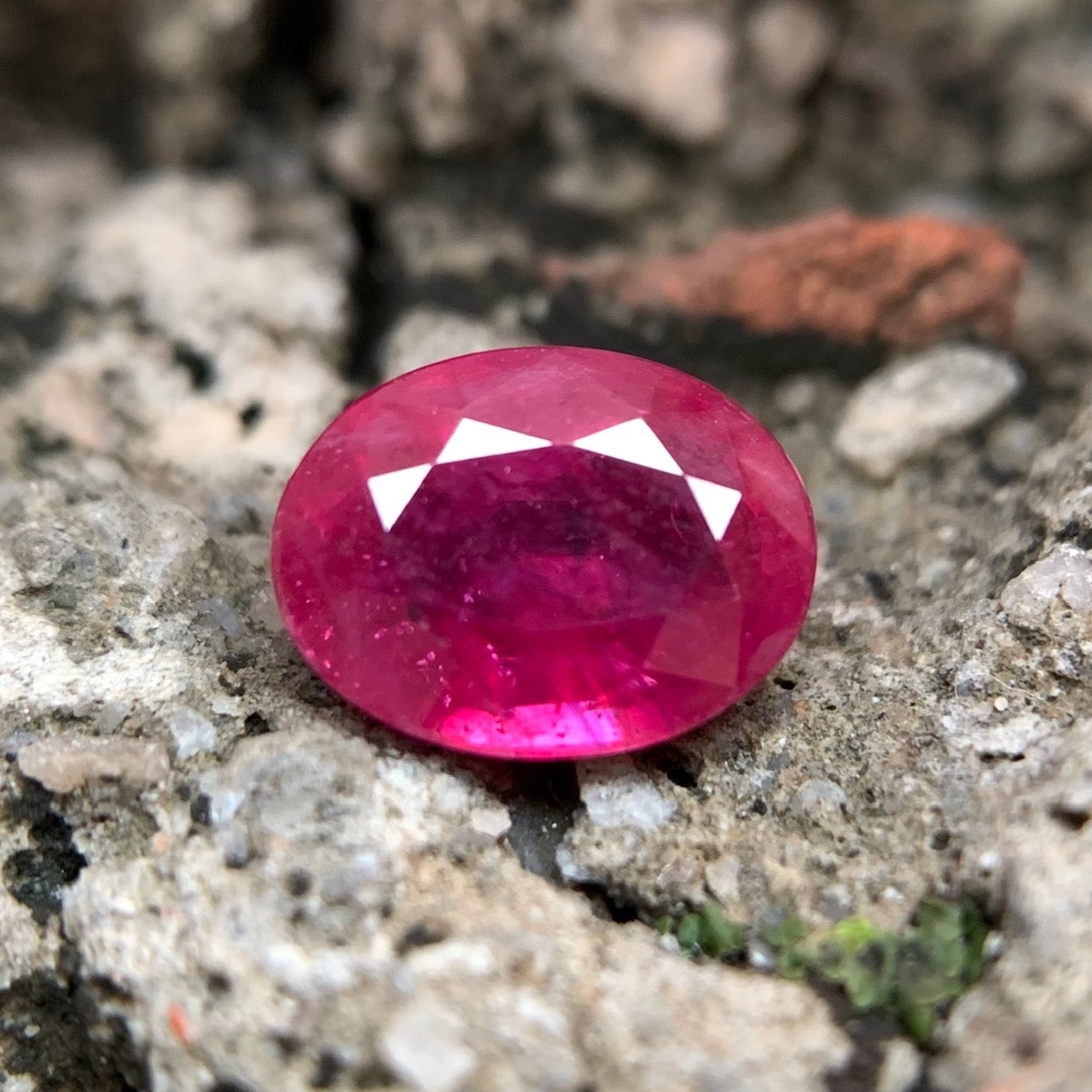 Natural Ruby - 3.95 Carats/4.38 Ratti