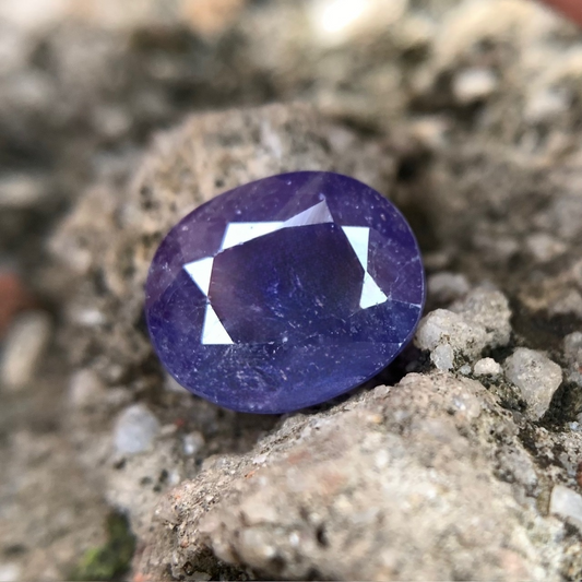 Natural Blue Sapphire - 8.65 Carats/9.60 Ratti