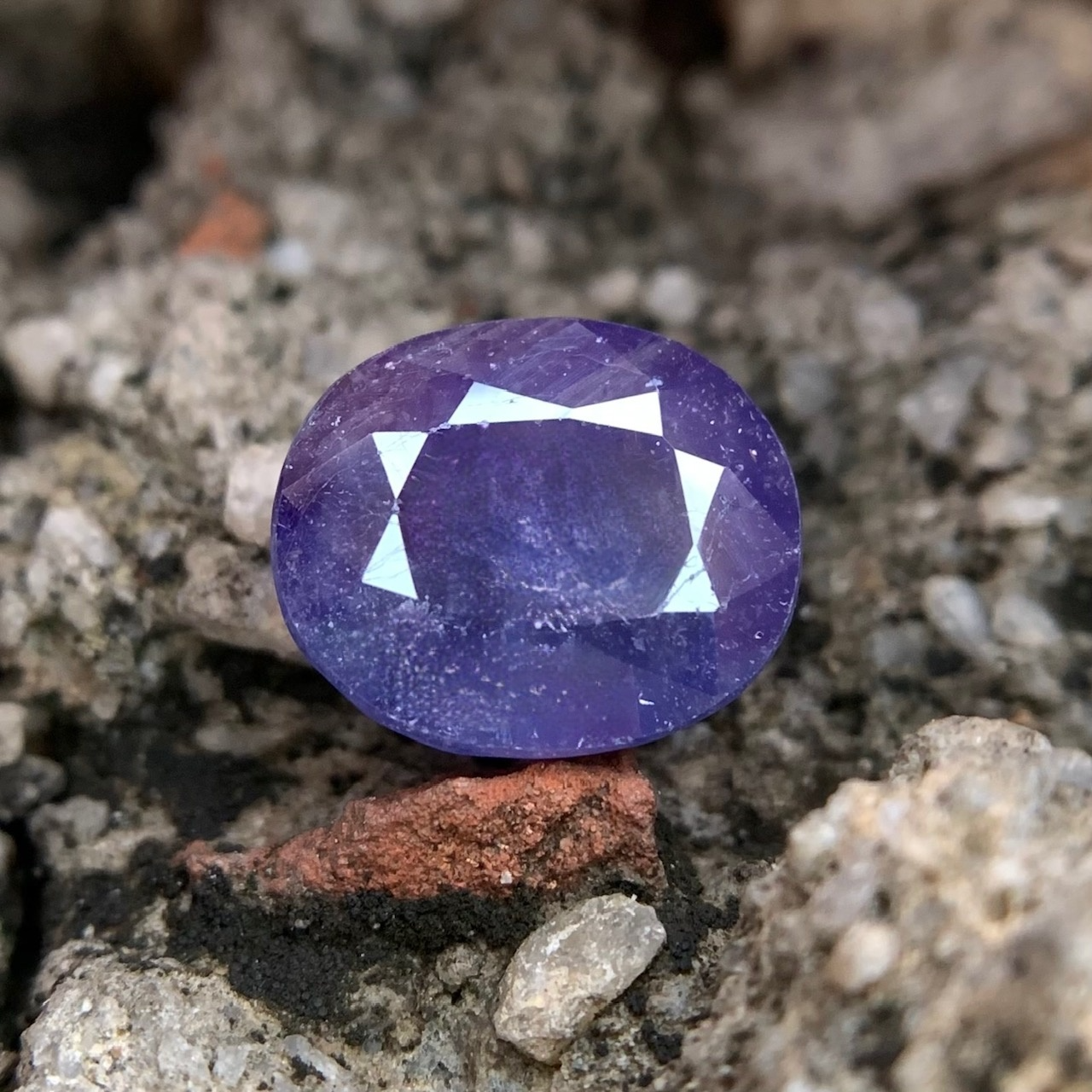 Natural Blue Sapphire - 8.65 Carats/9.60 Ratti