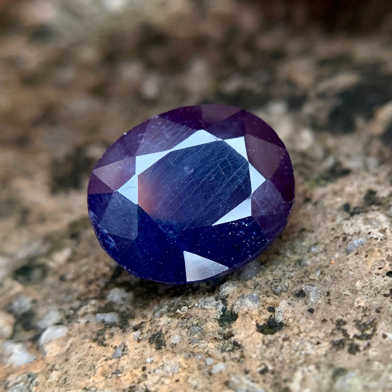 Natural Blue Sapphire - 12.00 Carats/13.32 Ratti