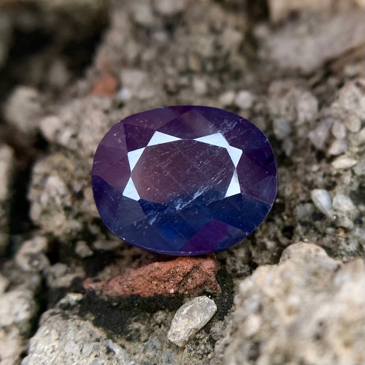 Natural Blue Sapphire - 10.80 Carats/12.00 Ratti