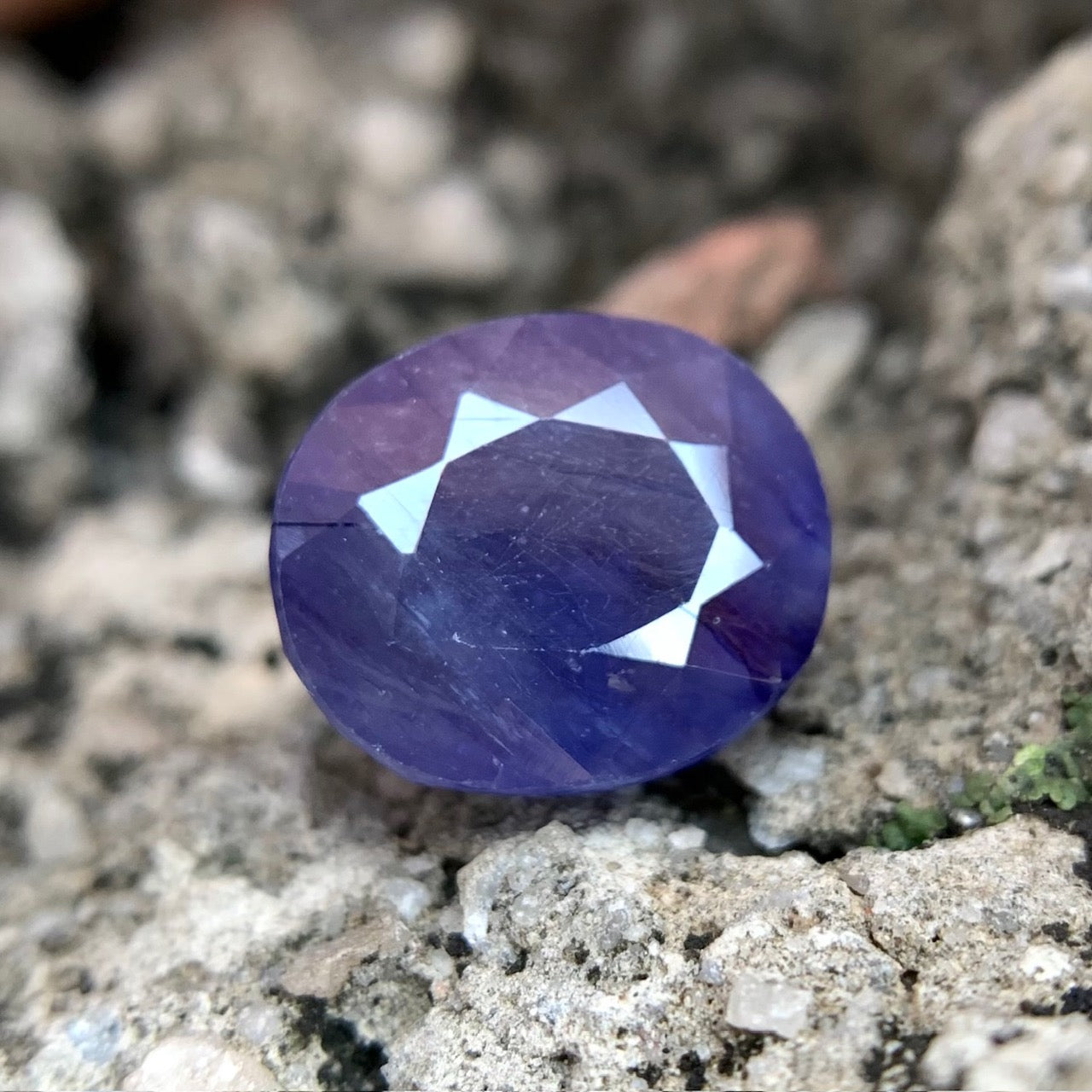 Natural Blue Sapphire - 8.70 Carats/9.66 Ratti