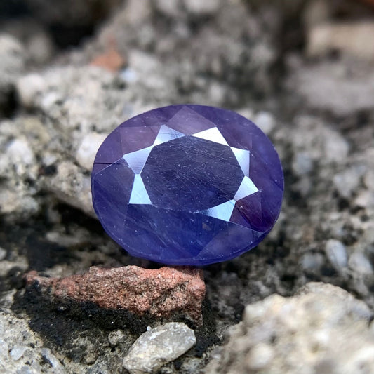 Natural Blue Sapphire - 8.70 Carats/9.66 Ratti