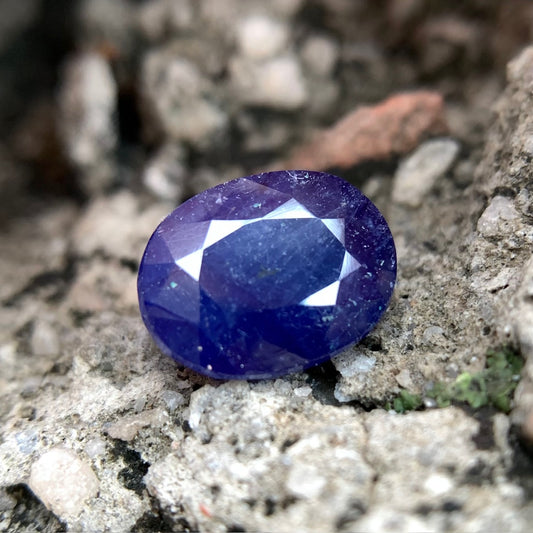 Natural Blue Sapphire - 5.80 Carats/6.44 Ratti