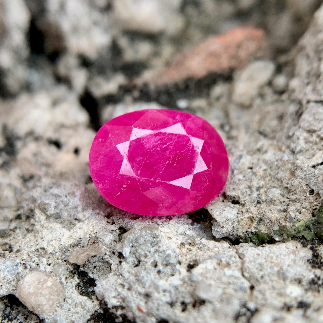 Natural Ruby - 3.00 Carats/3.33 Ratti