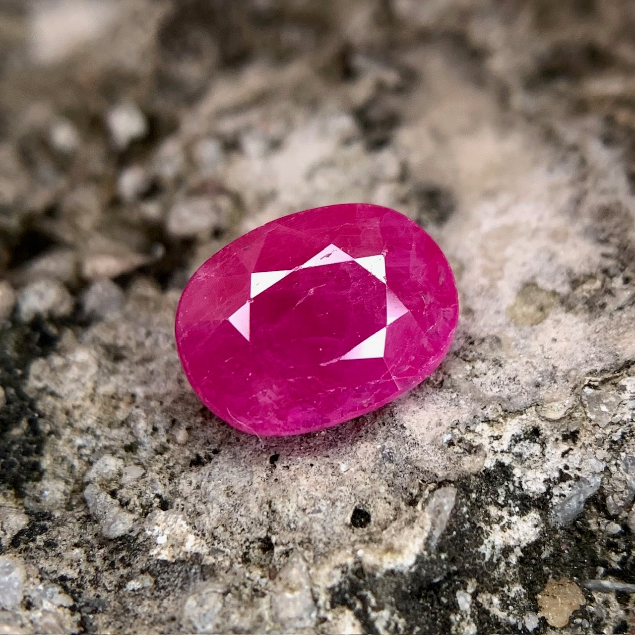 Natural Ruby - 3.00 Carats/3.33 Ratti