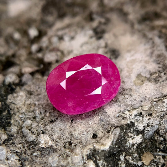 Natural Ruby - 3.00 Carats/3.33 Ratti