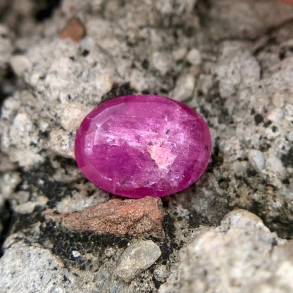 Natural Ruby - 3.60 Carats/4.00 Ratti