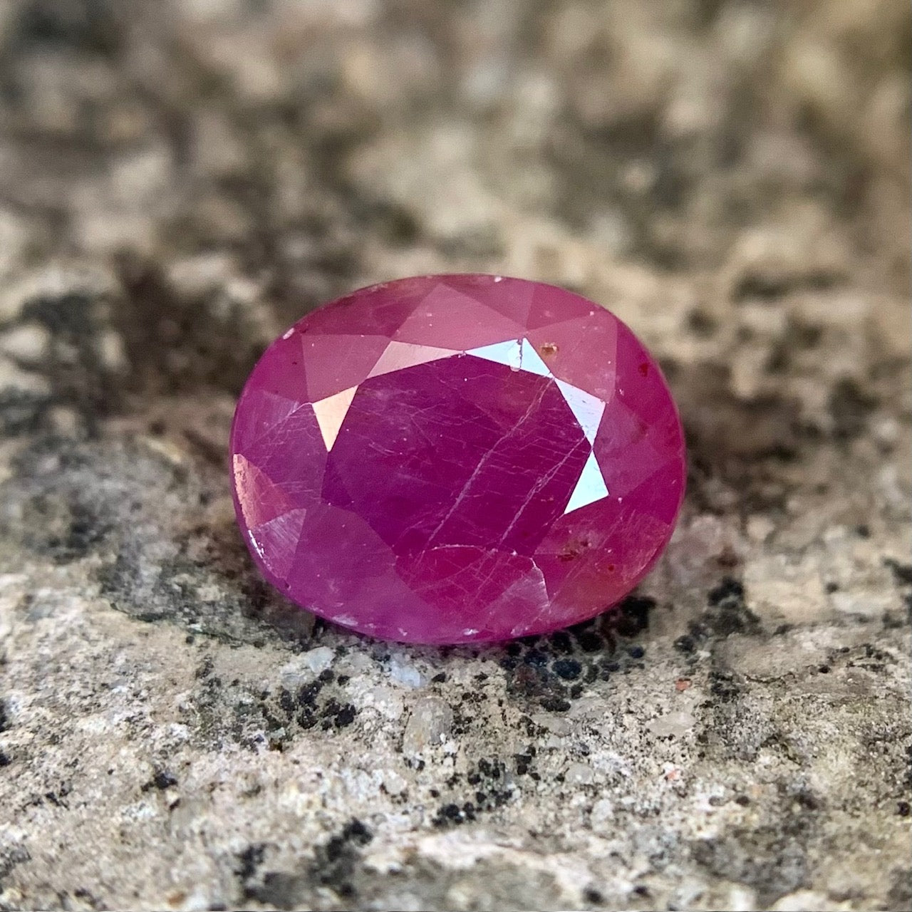 Natural Ruby - 4.80 Carats/5.33 Ratti