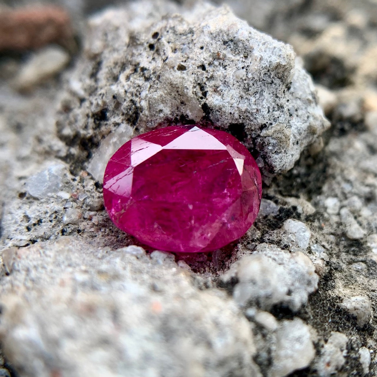 Natural Ruby - 3.45 Carats/3.83 Ratti