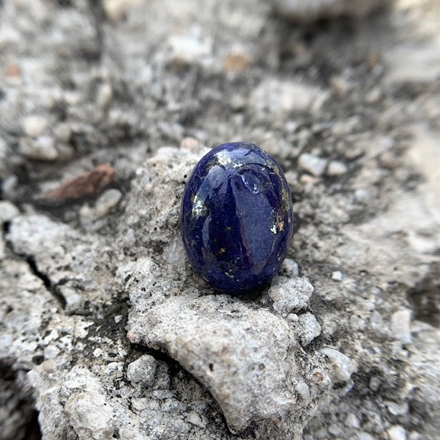 Natürlicher Lapislazuli – 8,65 Karat/9,60 Ratti