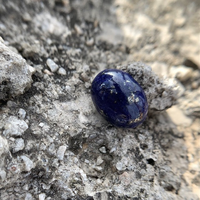 Natürlicher Lapislazuli – 8,65 Karat/9,60 Ratti