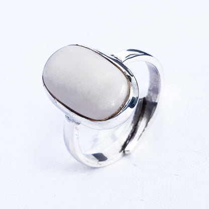 Australischer Opalring - 7,60 Karat/8,44 Ratti