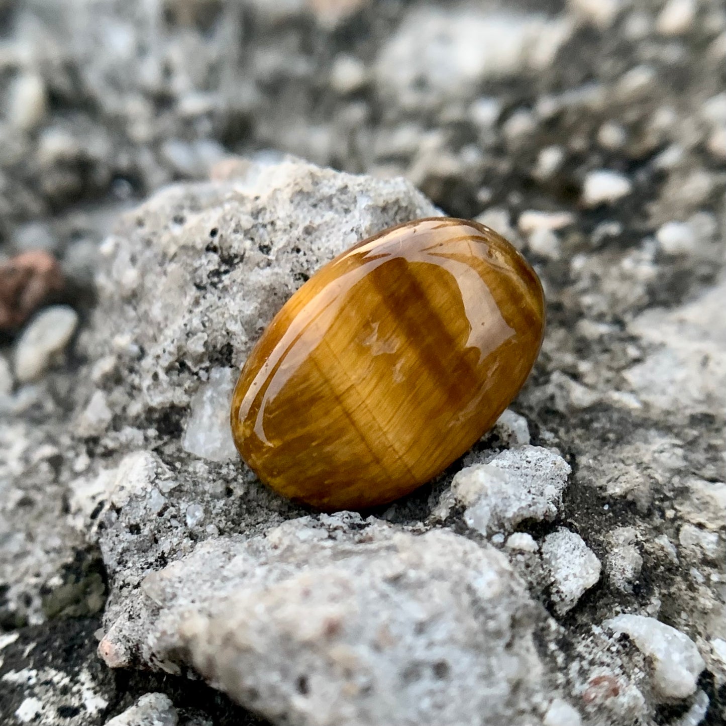 Natural Tiger's eye Stone - 5.15 Carat