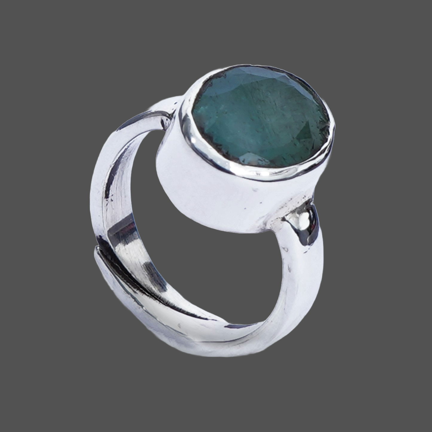 Natural Emerald Ring- 5.50 Carat/6.10 Ratti