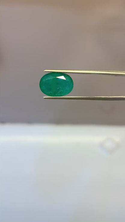 Natural Emerald -5.01 Carat/5.56 Ratti
