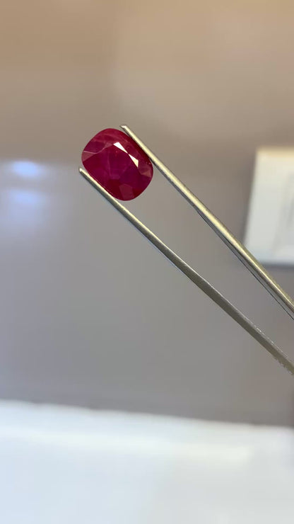 Mozambique Ruby - 6.32 Carats/7.01 Ratti