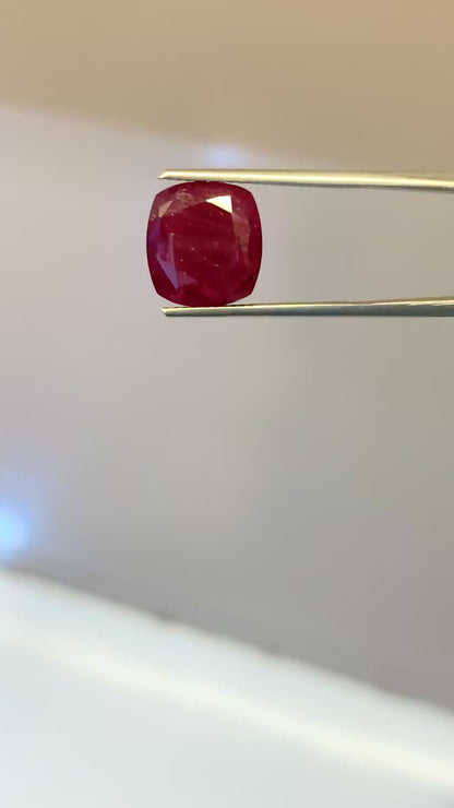 Natural Ruby (Red) - 9.98 Carats/11.08 Ratti