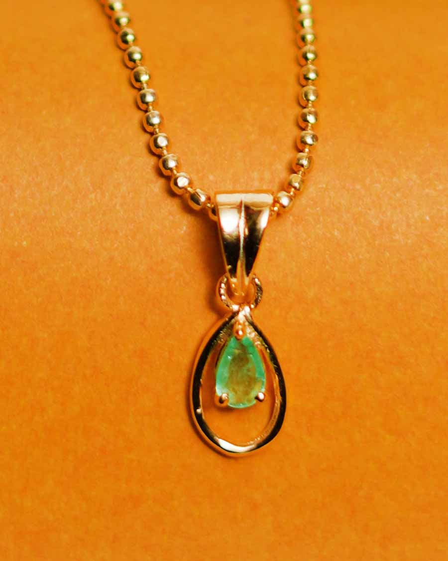 Pear Emerald Pendant - 1.00 Carat