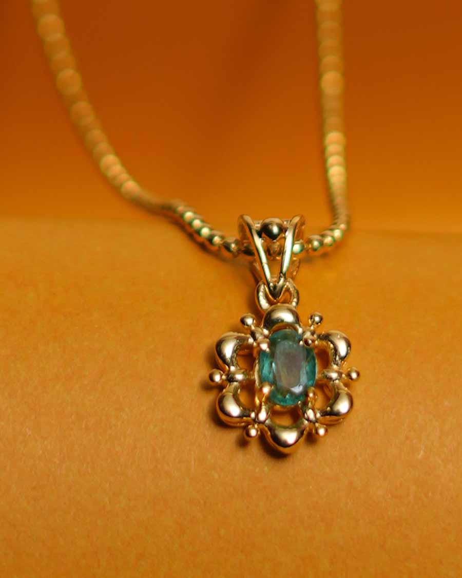 Floral Emerald Pendant - 1.50 Carat